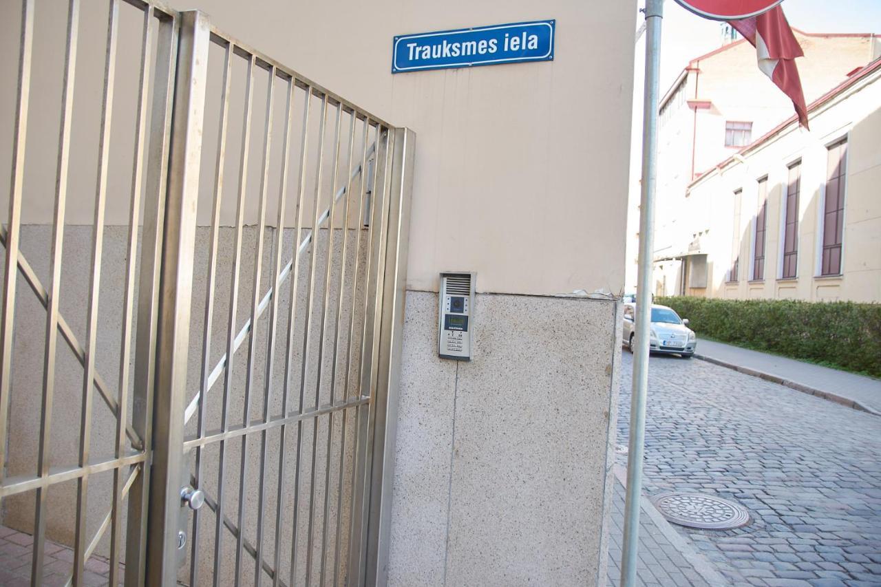 Studio Apartment In The Heart Of Riga Old Town מראה חיצוני תמונה